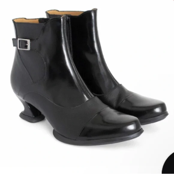 John Fluevog Savasana boots - Picture 1 of 5